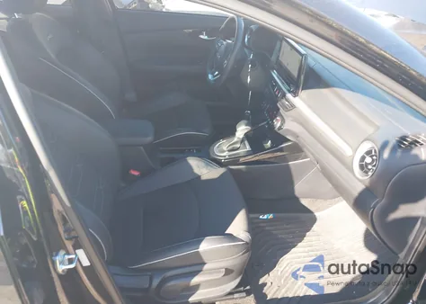 2024 Kia Forte Gt-Line z USA, uszkodzony, nr VIN 3KPF54AD3RE721731